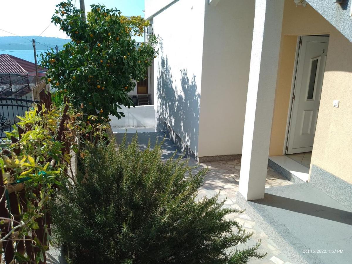 Apartman Tomic - Copacabana Beach Okrug Gornji Exterior photo